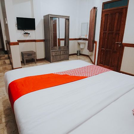 בנדונג Oyo 1209 Tirtasari Nice Guesthouse מראה חיצוני תמונה