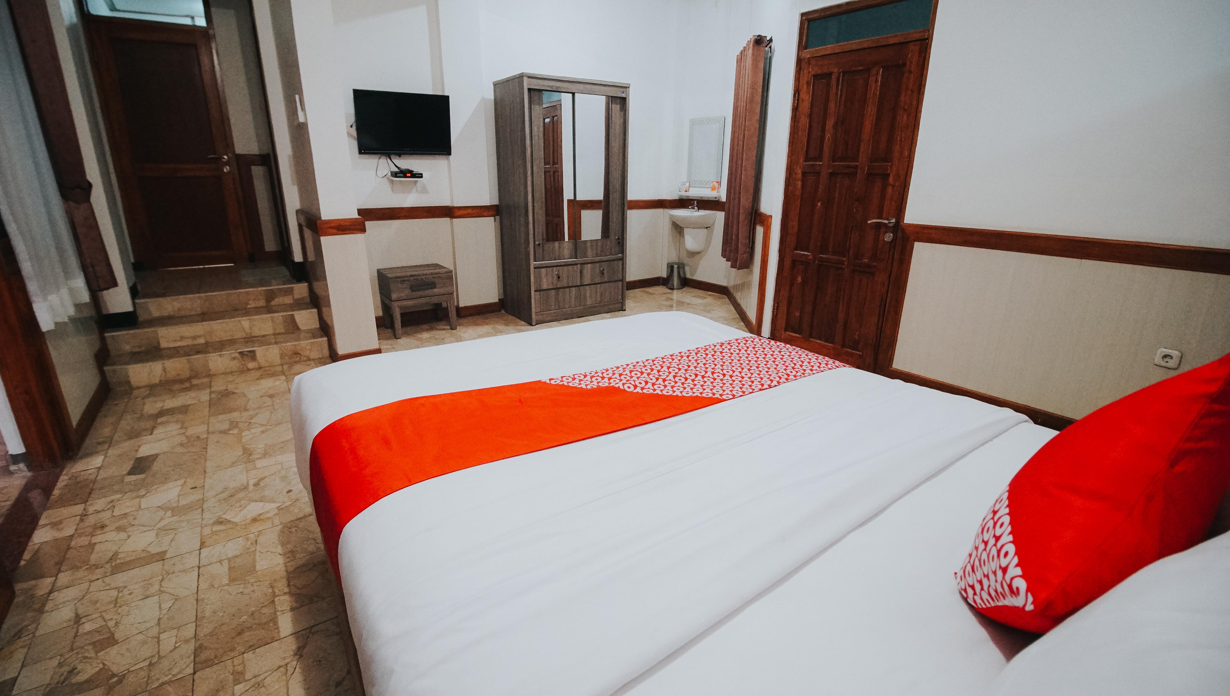 בנדונג Oyo 1209 Tirtasari Nice Guesthouse מראה חיצוני תמונה