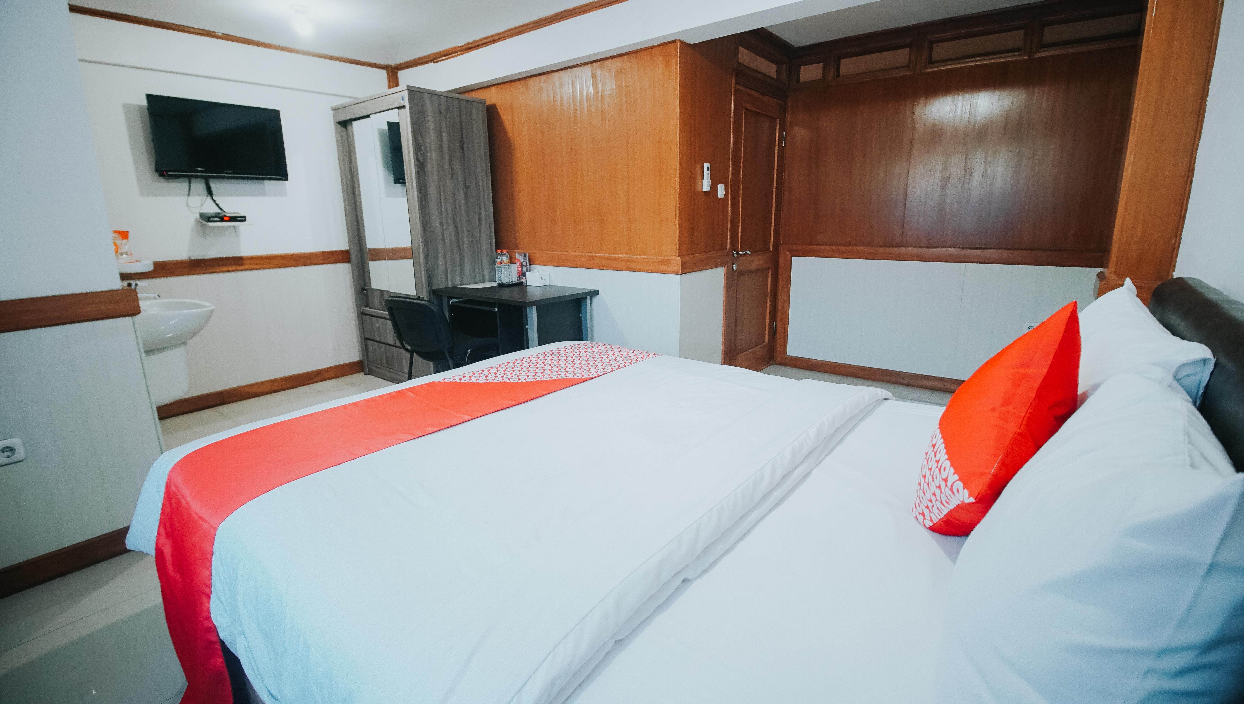 בנדונג Oyo 1209 Tirtasari Nice Guesthouse מראה חיצוני תמונה