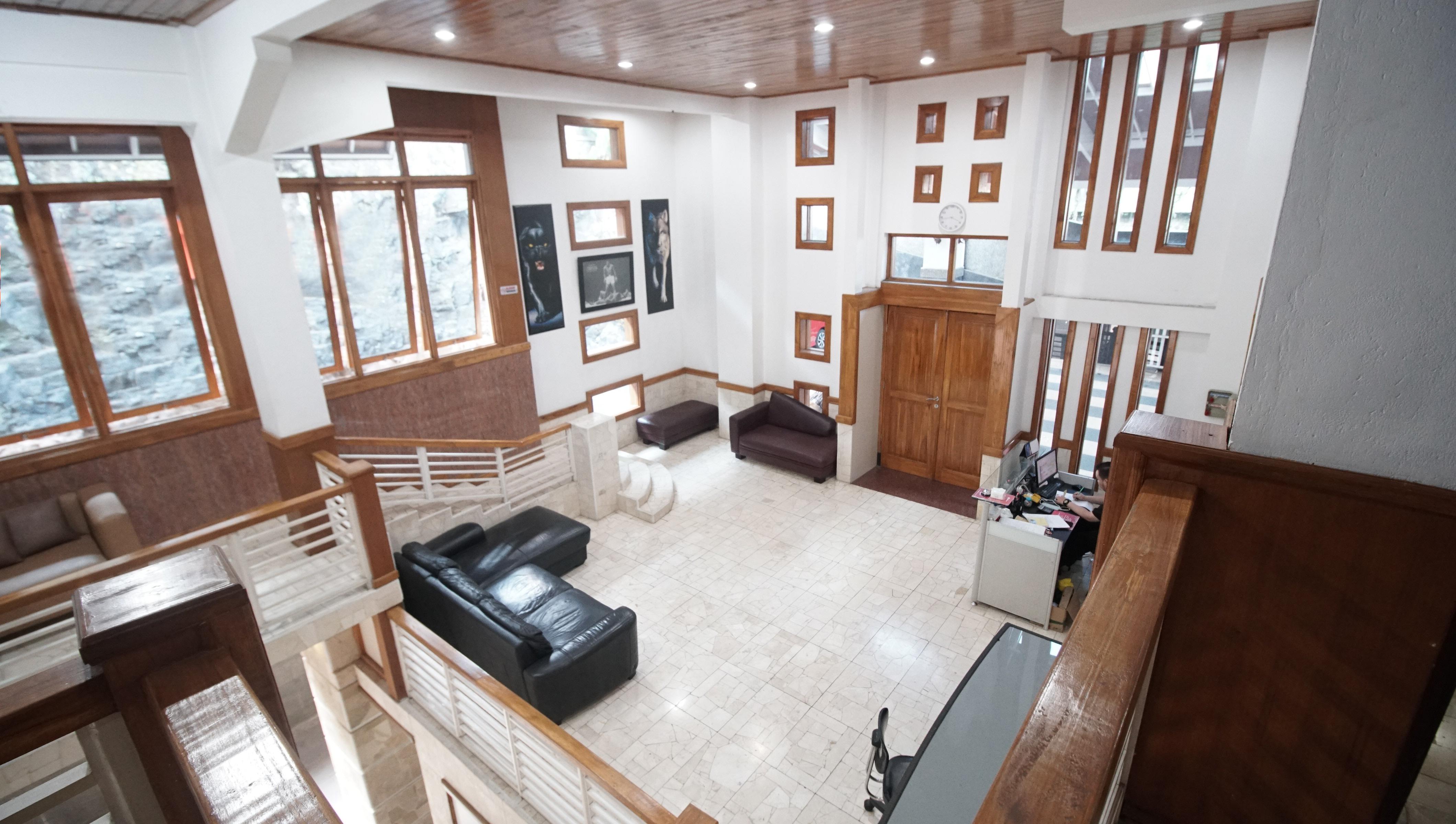 בנדונג Oyo 1209 Tirtasari Nice Guesthouse מראה חיצוני תמונה